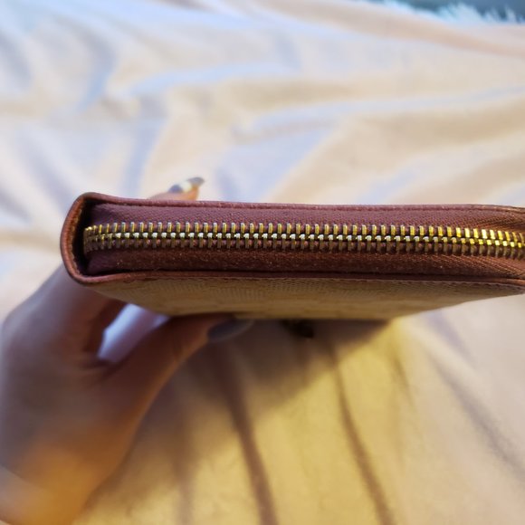 2007 Gucci Agenda/Planner Wallet - Picture 9 of 11